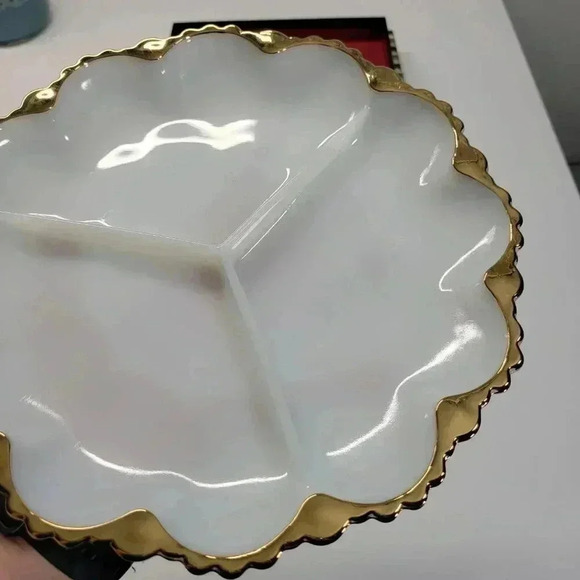 Vintage Anchor Hocking Milk Glass Gold Trim Pressed Glass Divided Serving Plate - Picture 6 of 9